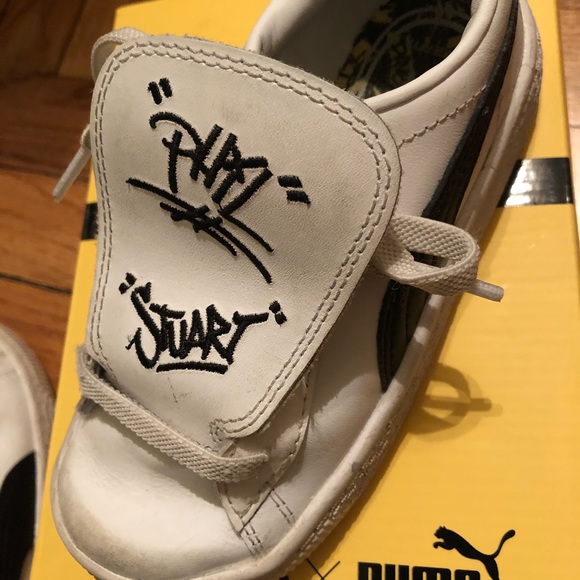 Minions x Puma toddler kicks size 10 - Picture 6 of 8
